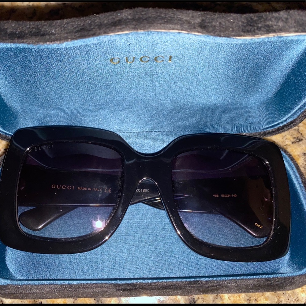 Classy Authentic Gucci glasses